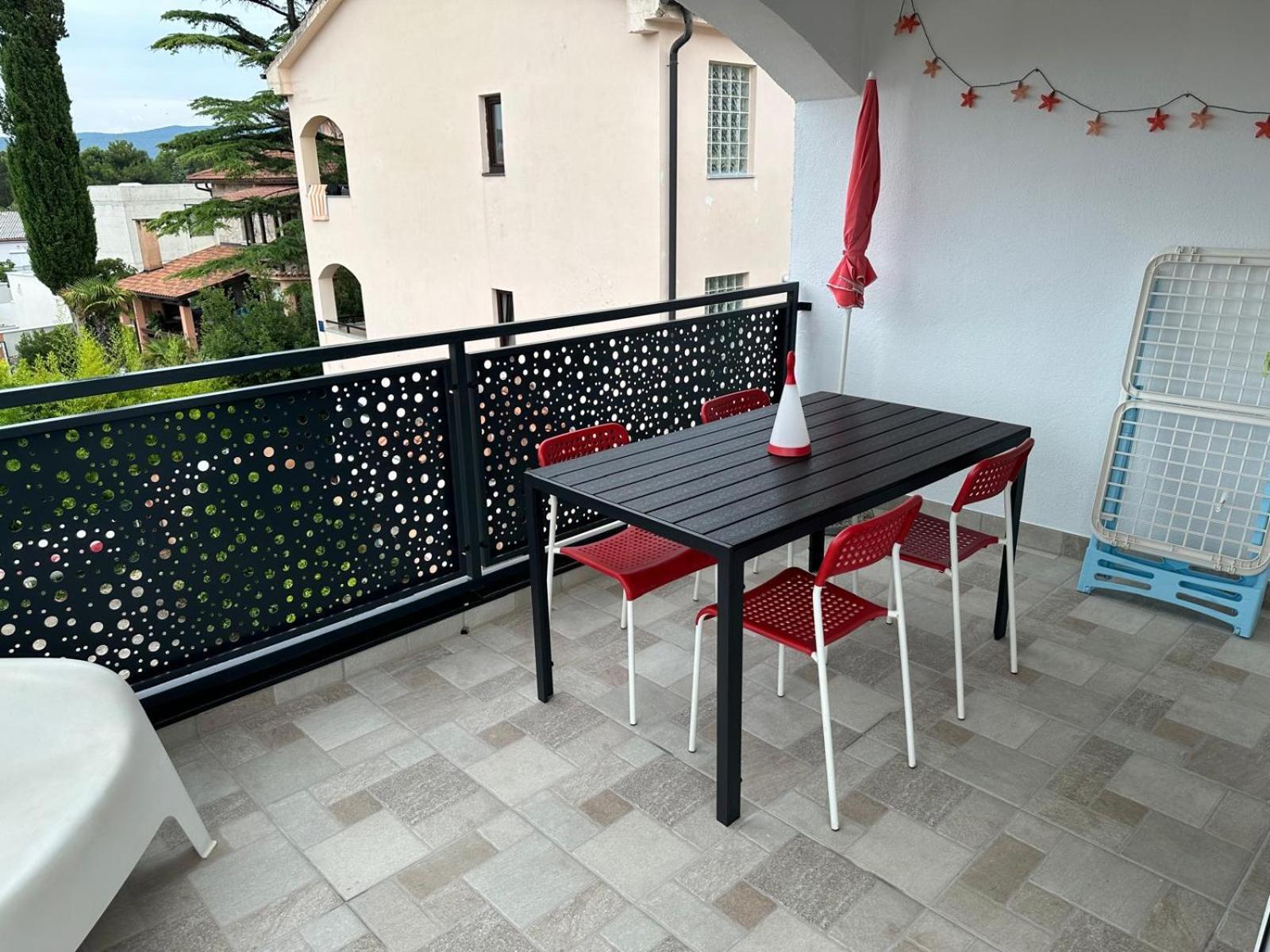 קרק Apartments "Laci" מראה חיצוני תמונה